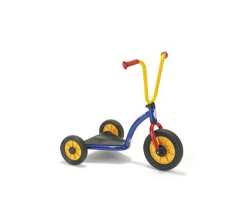 Wide-Base Scooter